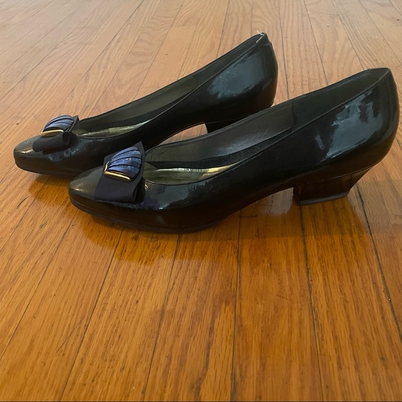 Roberto Capucci Italian Leather Shoes. - Picture 4 of 11